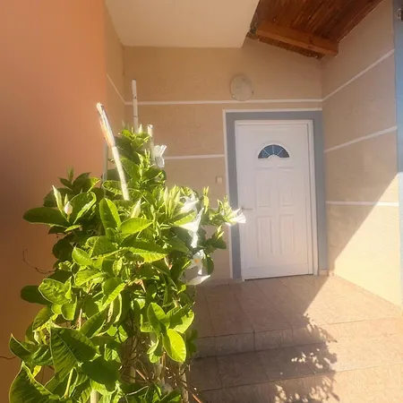 Διαμέρισμα Flavin 1